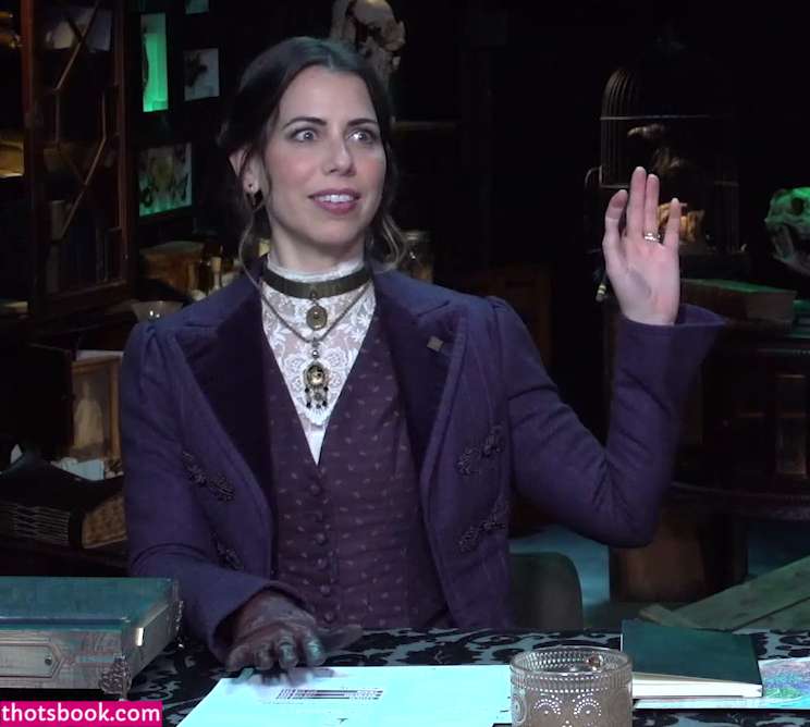 Laura Bailey Photo #46