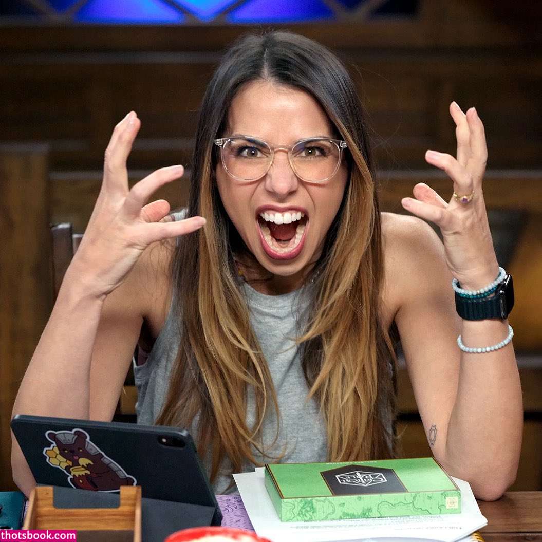 Laura Bailey Photo #48