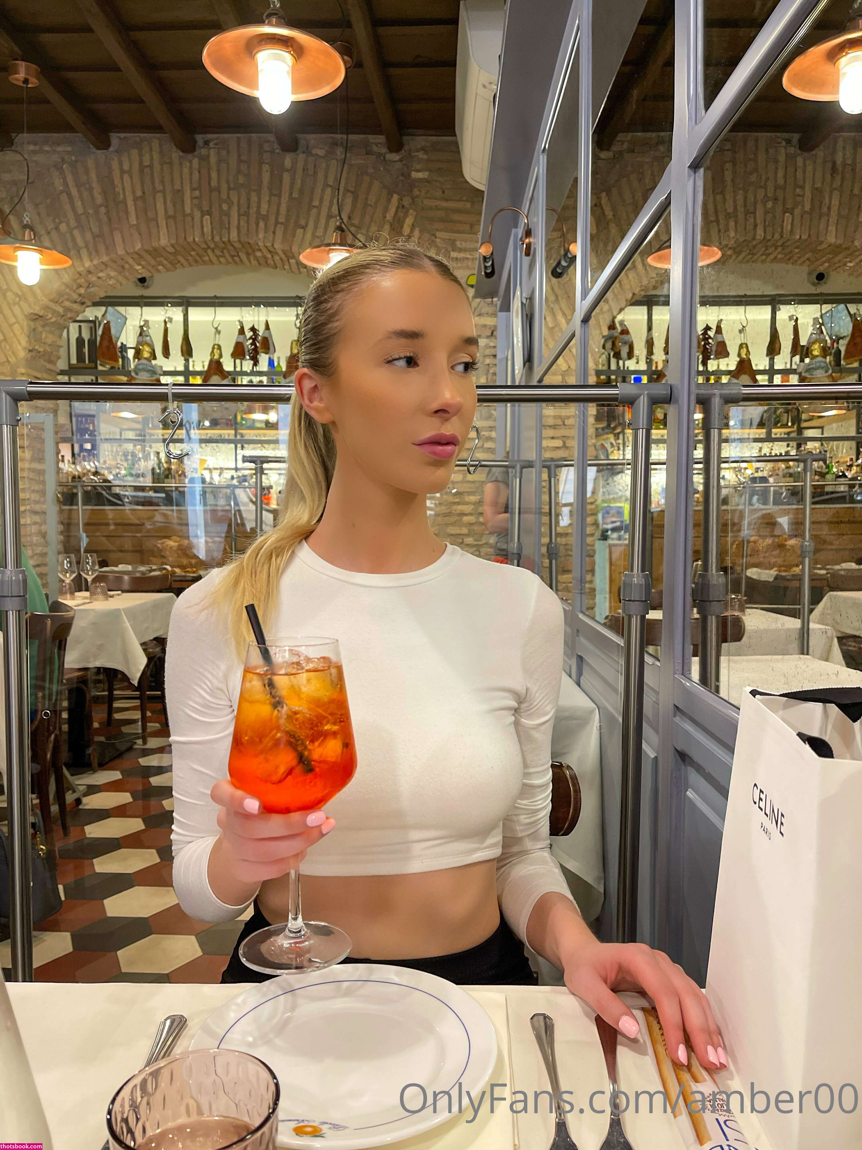 Godessamber Photo #20