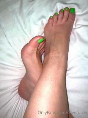 olivefrazer Photo #30