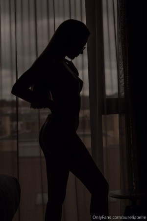 Aureliabelle Photo #9