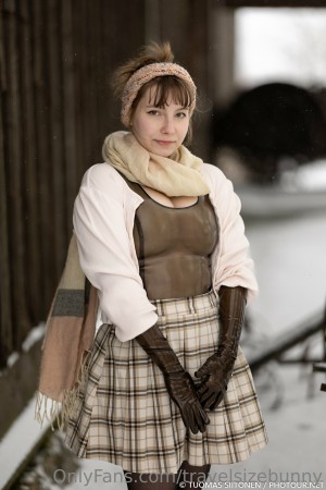 Travelsizebunny Photo #7