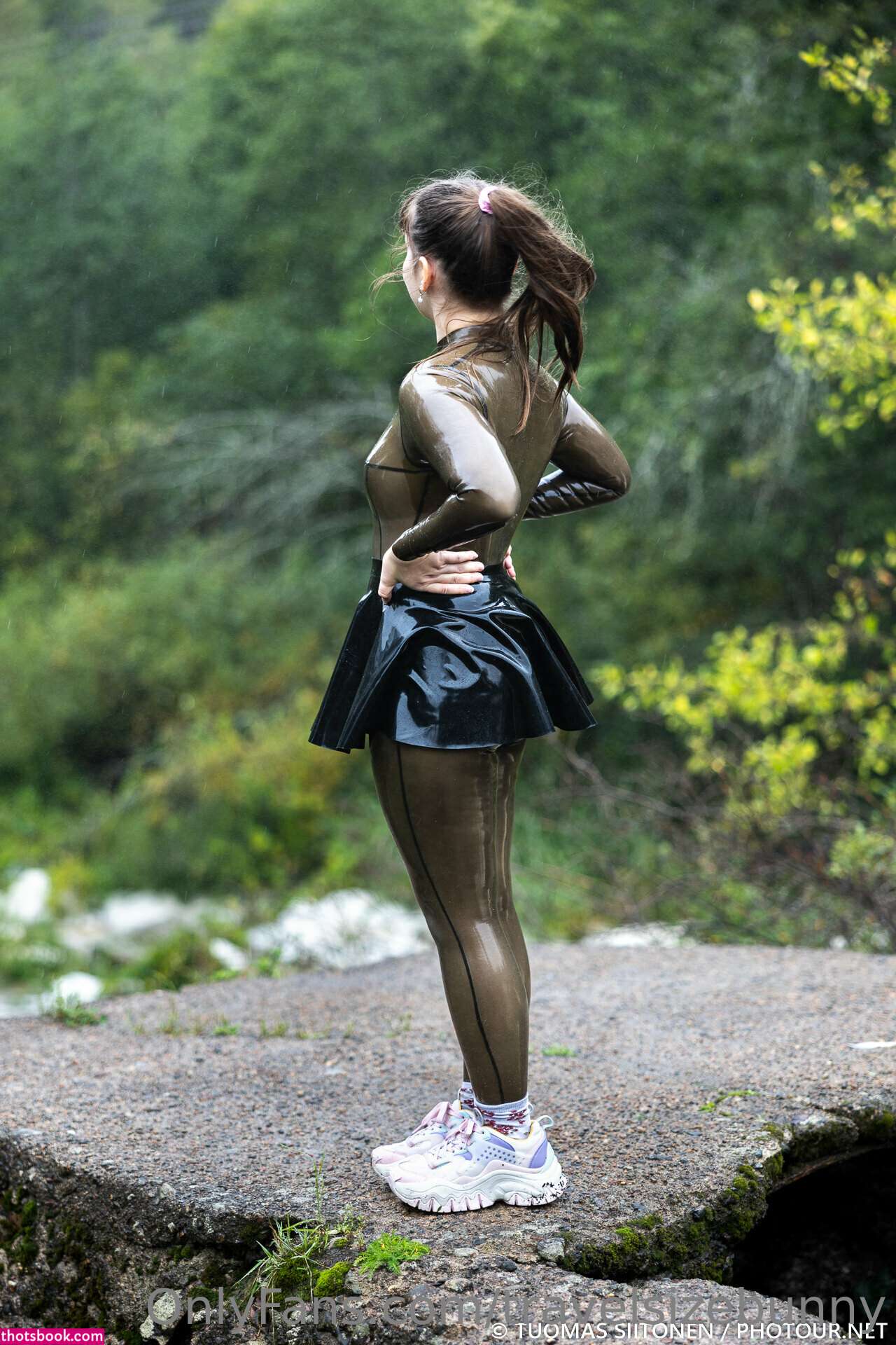 Travelsizebunny Photo #52