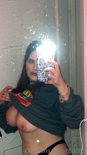 Vanessinator Photo #83