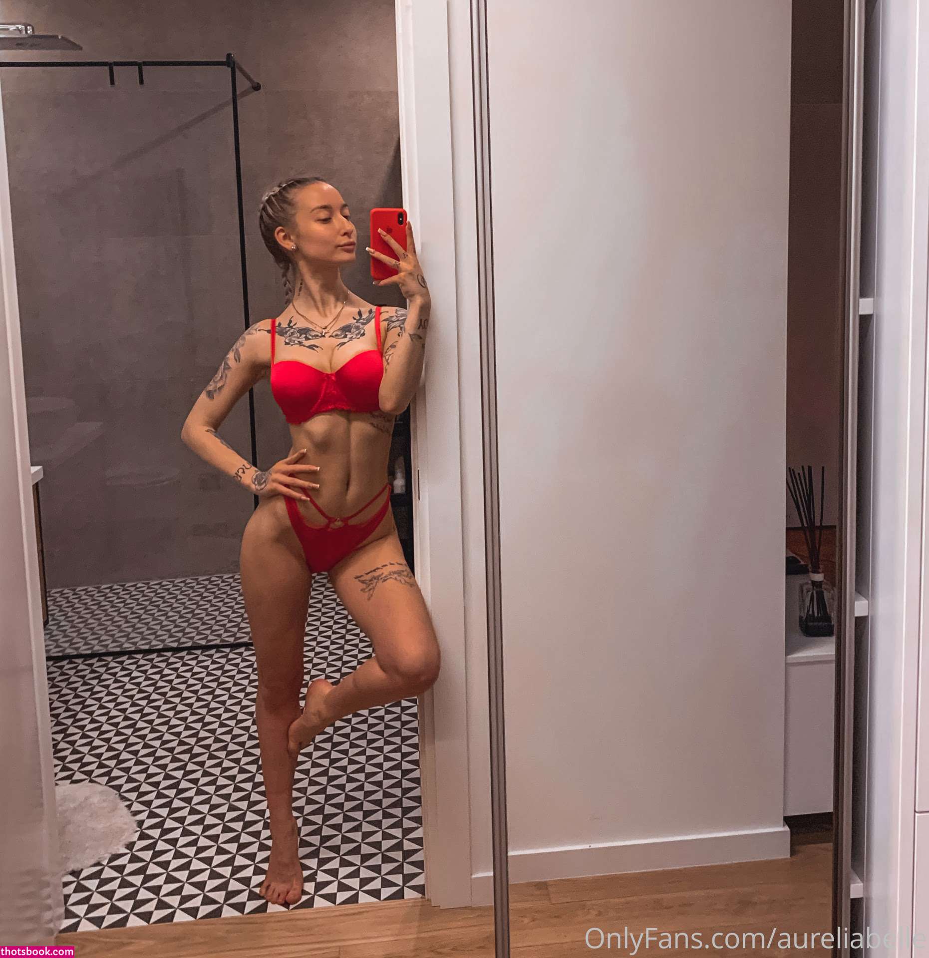 Aureliabelle Photo #102