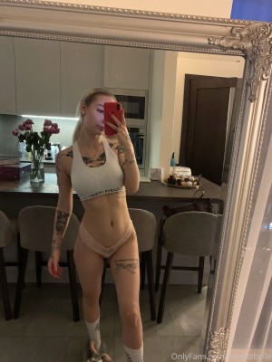 Aureliabelle Photo #131