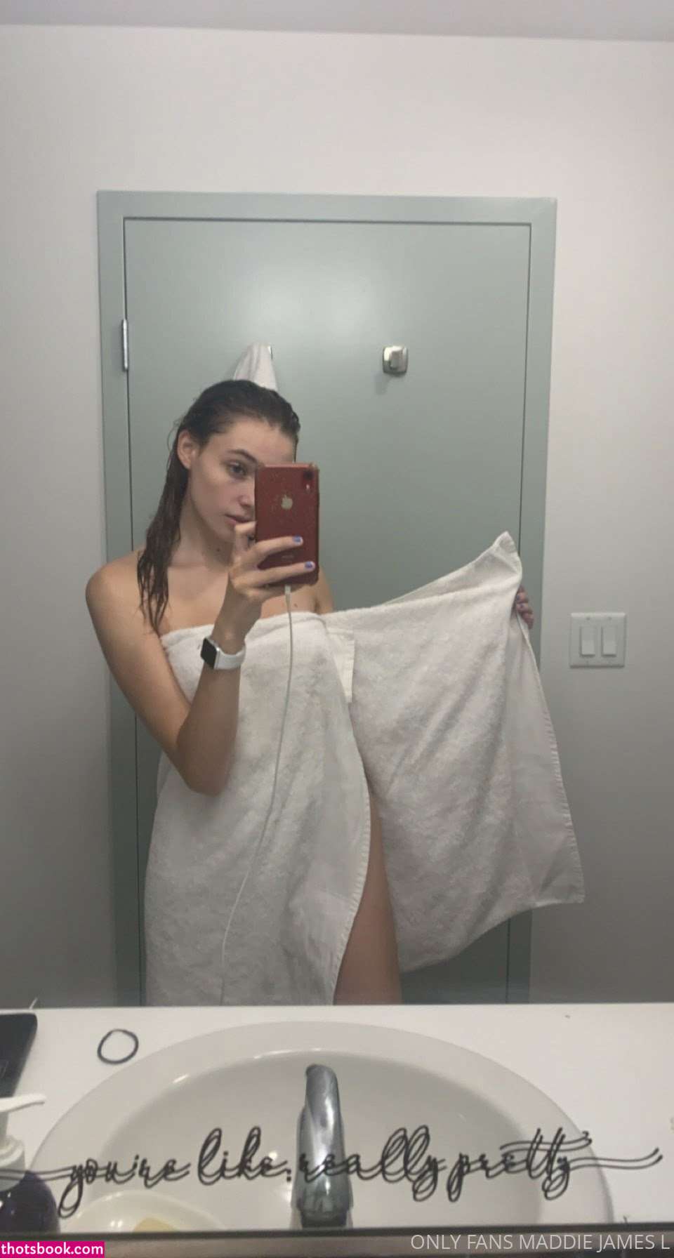 Maddie James Photo #3