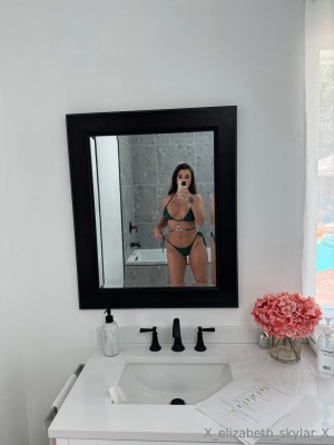 Elizabeth Skylar Photo #19