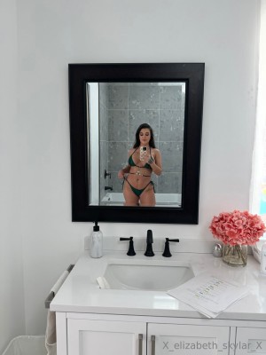 Elizabeth Skylar Photo #22