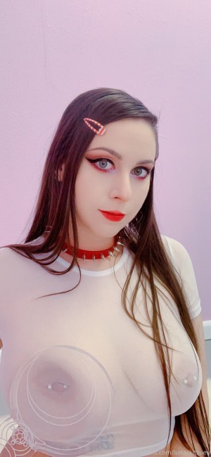 Luna Kitsuen Photo #3