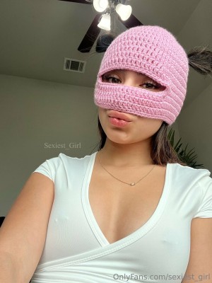 Sexiest Girl Photo #5