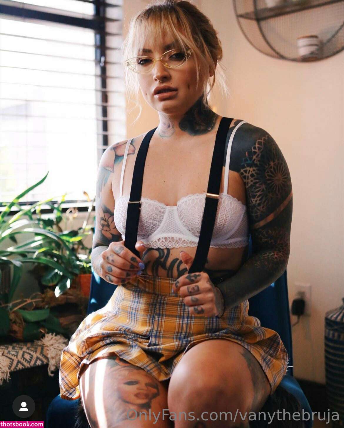 Vany Vicious Photo #17