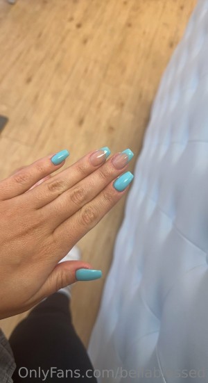 Bella Blessed Photo #33