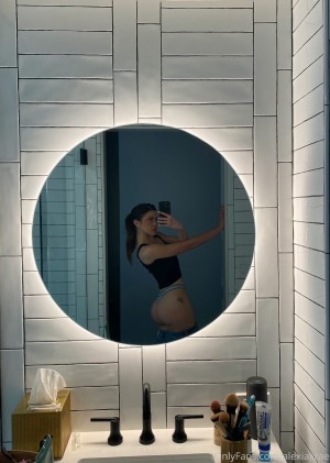 Alexia Skye Photo #26