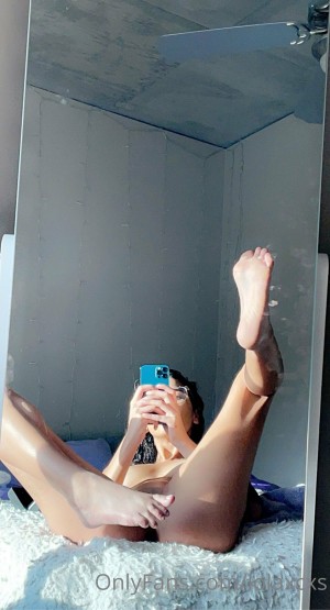 Lola Sobunos Photo #7