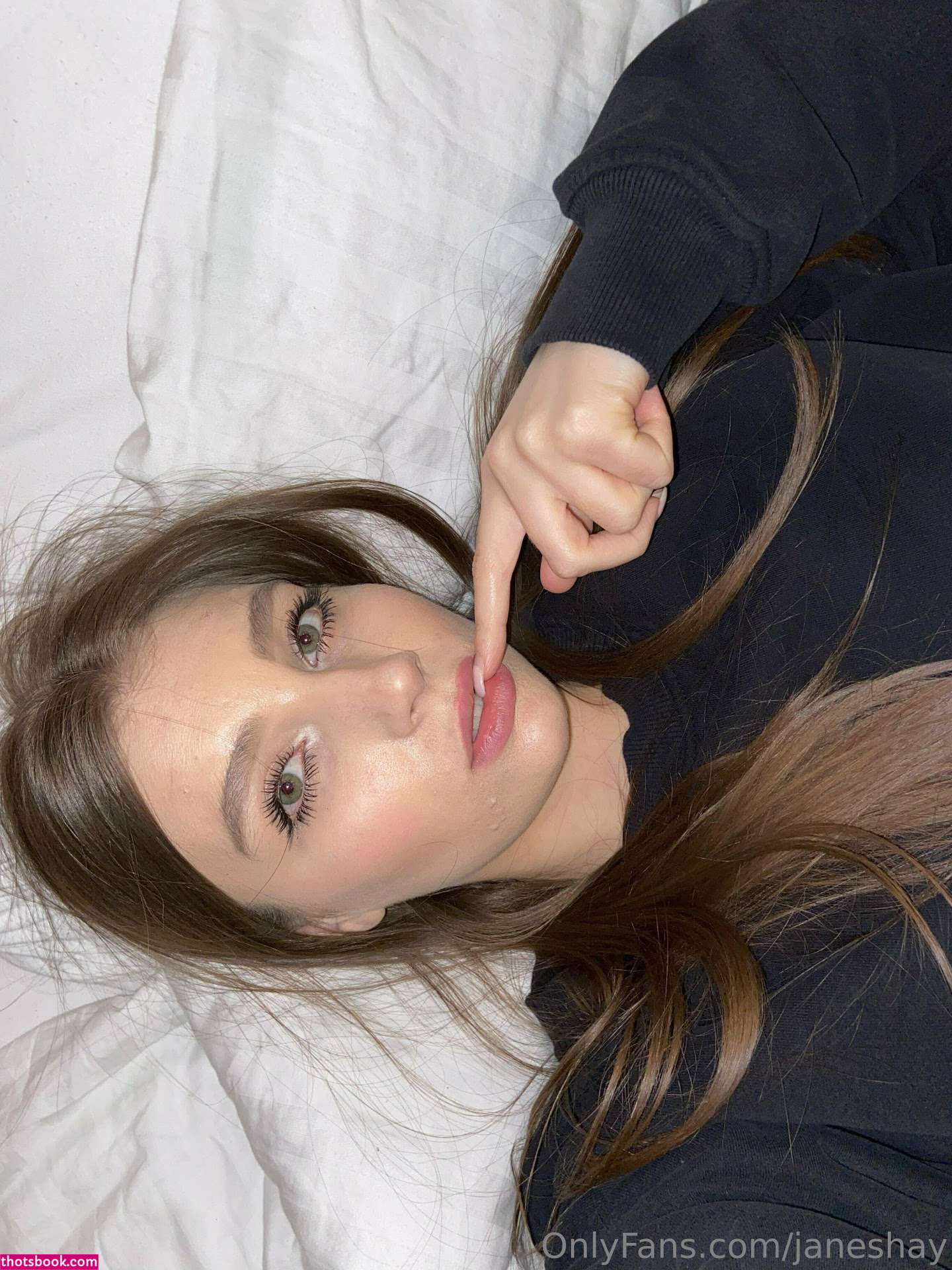 Jane Shays Photo #77