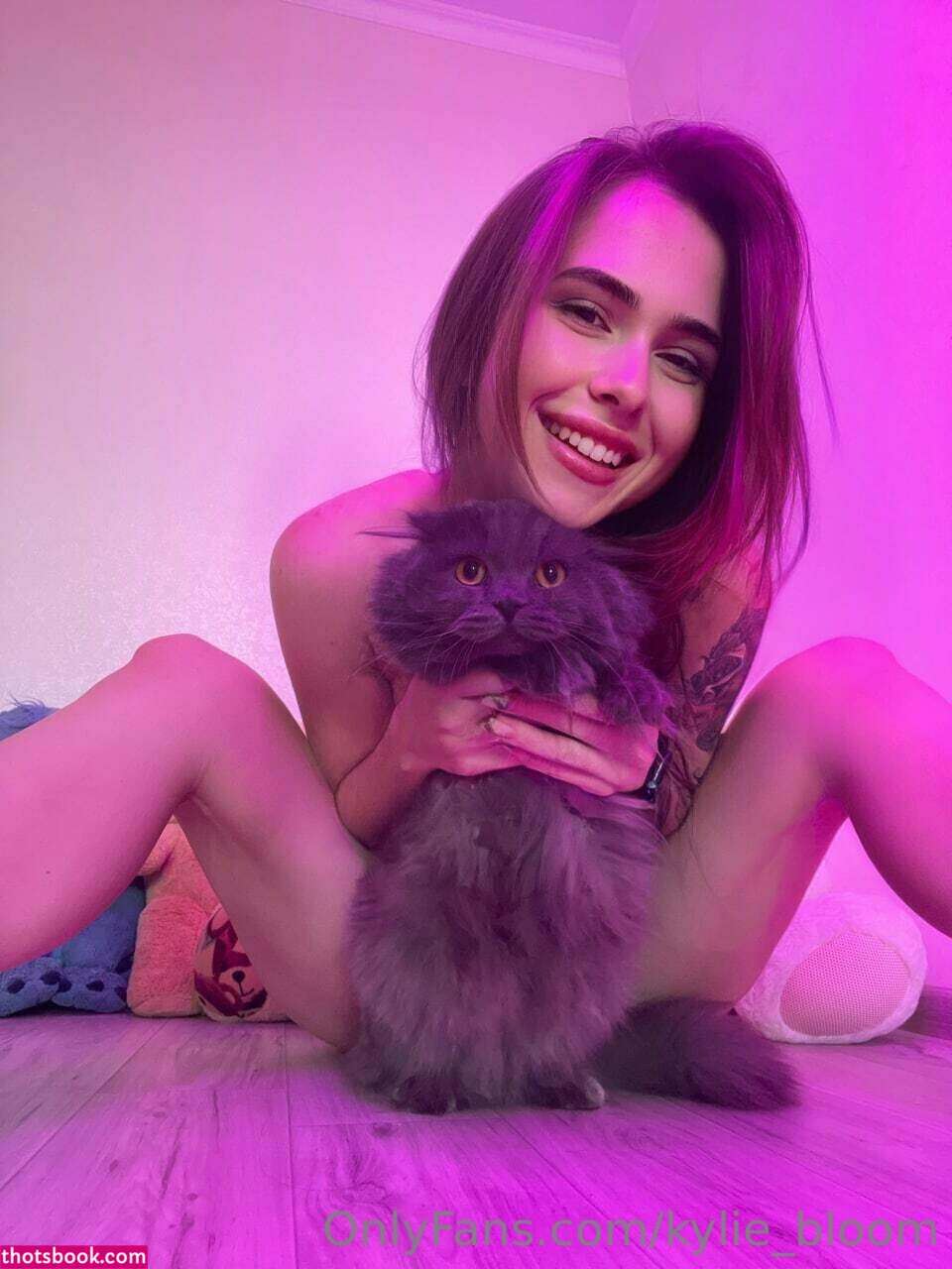 Kylie Bloom Photo #91