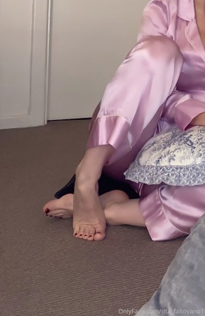 Rita Faltoyano Photo #101