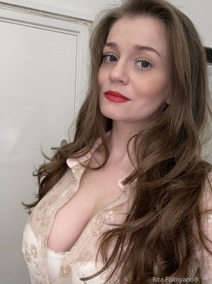 Rita Faltoyano Photo #117