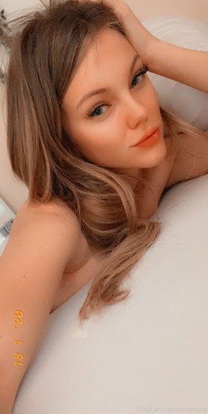 Ora Young Photo #107