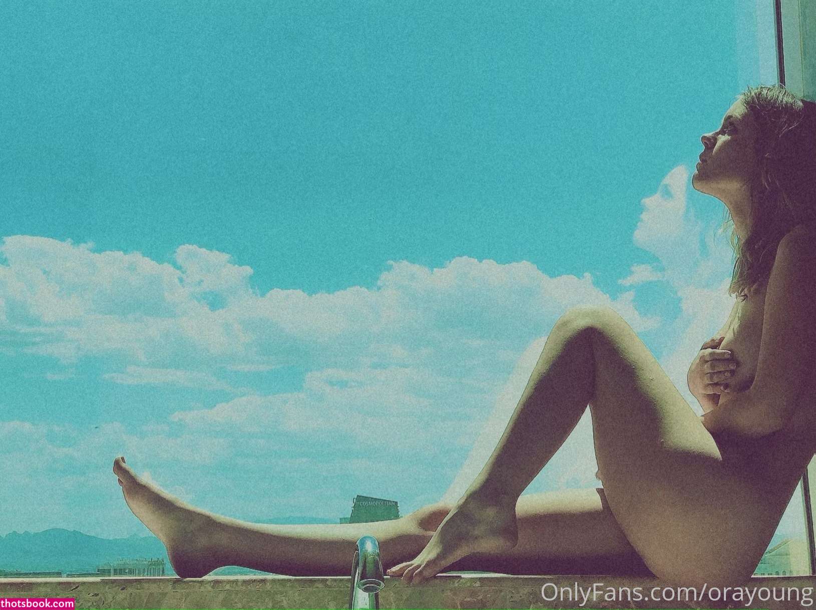 Ora Young Photo #148