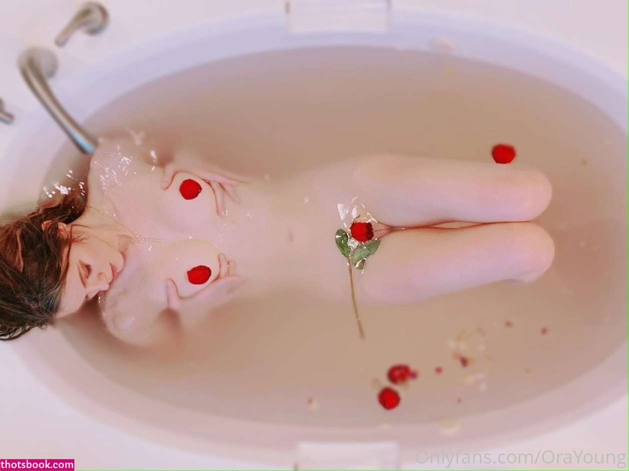 Ora Young Photo #255