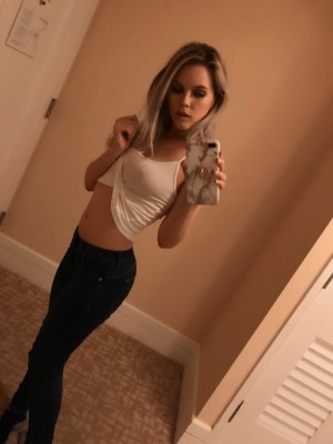 Ora Young Photo #324