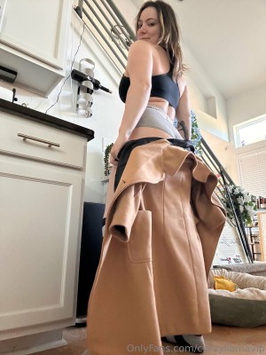 Curvyllama Photo #36