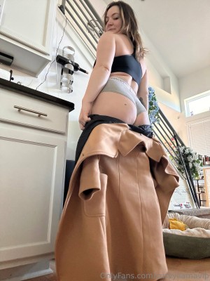 Curvyllama Photo #41