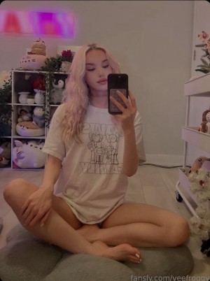 veefroggy Photo #560