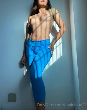 Angieblue21 Photo #329