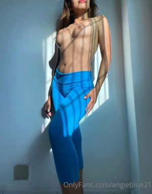 Angieblue21 Photo #334
