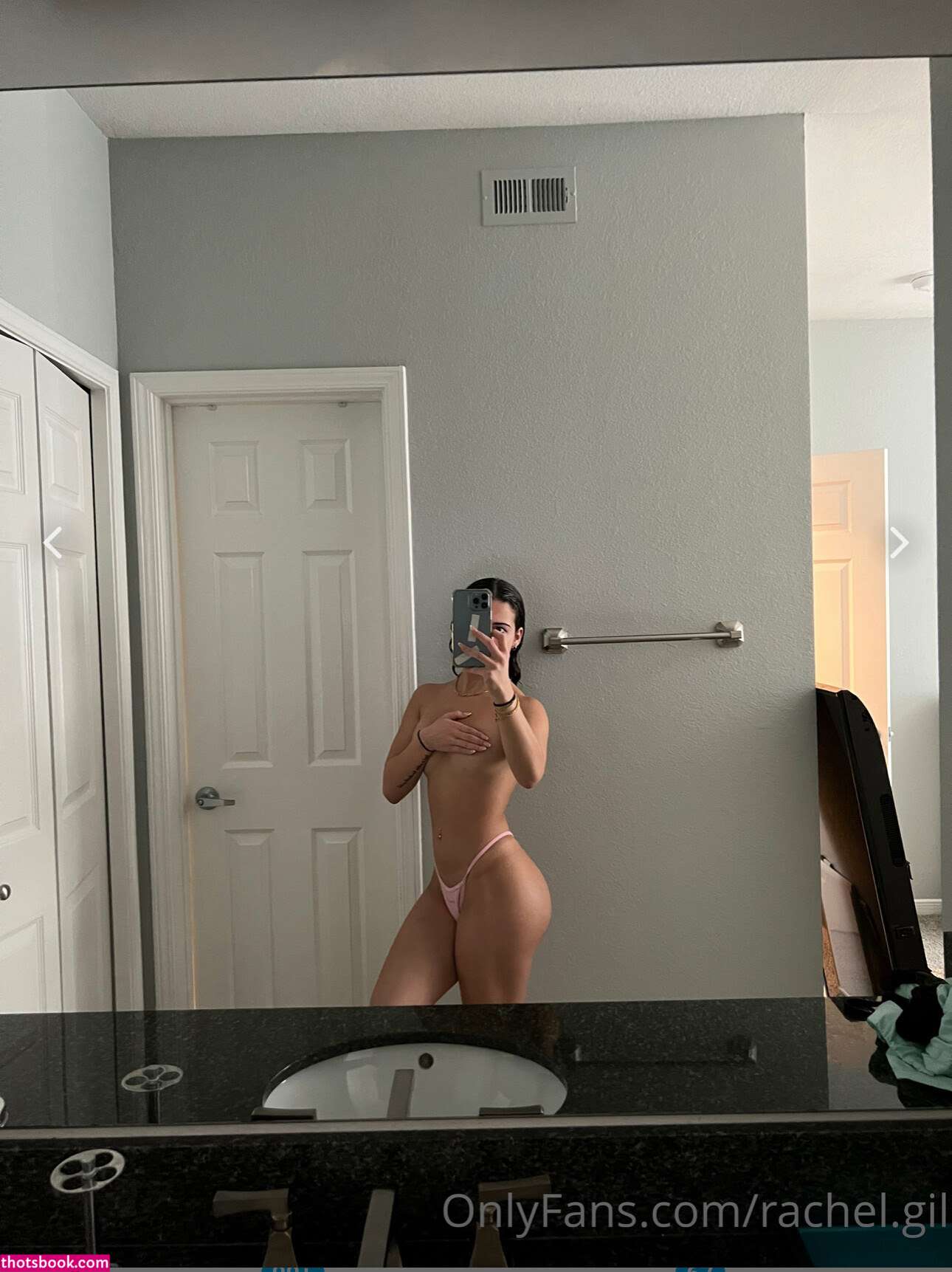 Rachel Gil Photo #66