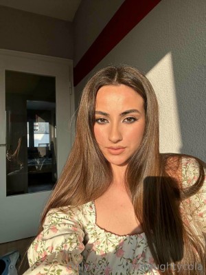 Naughtycola Photo #2