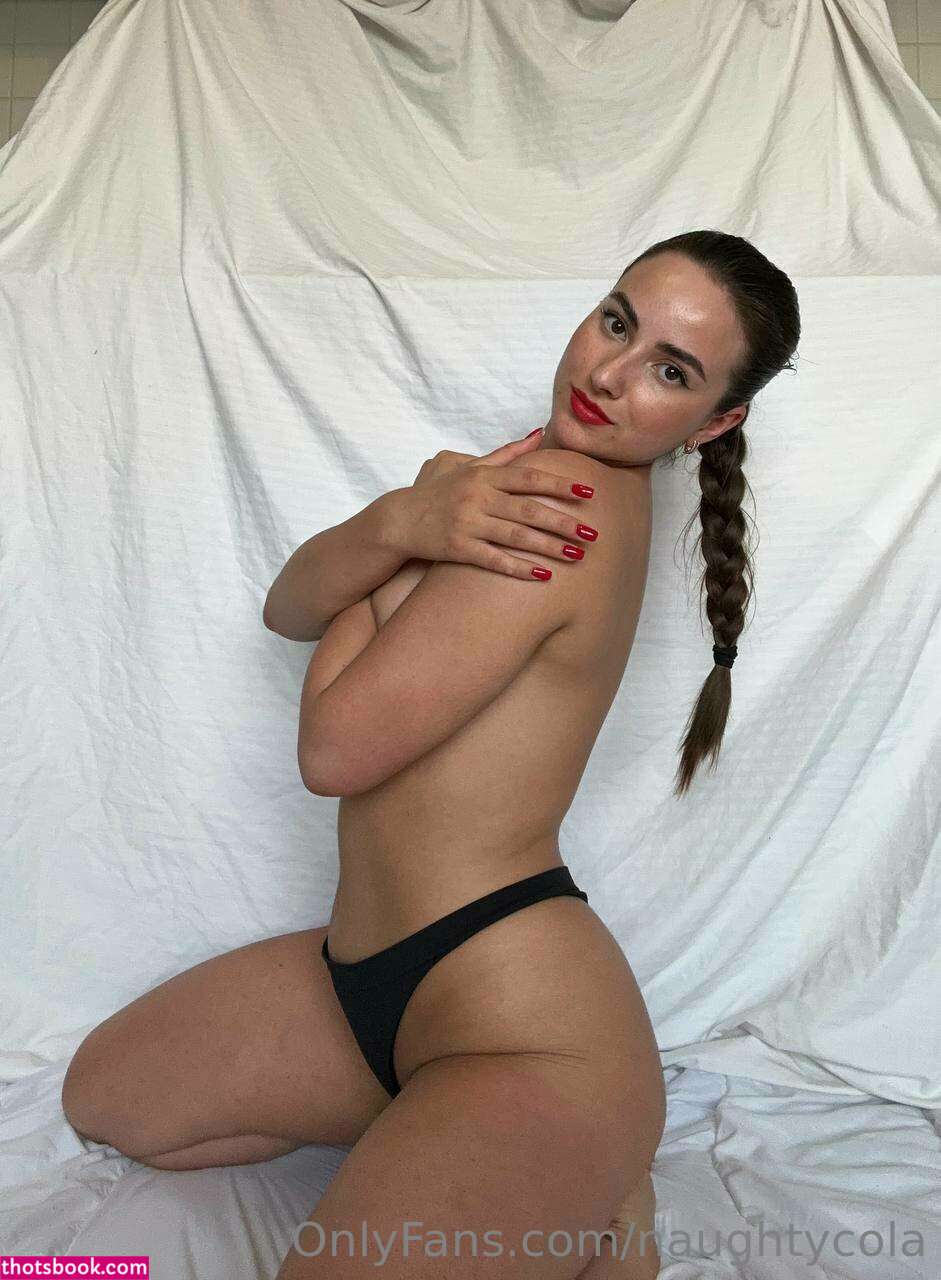 Naughtycola Photo #7