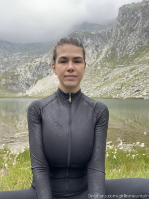 girlinmountain Photo #184