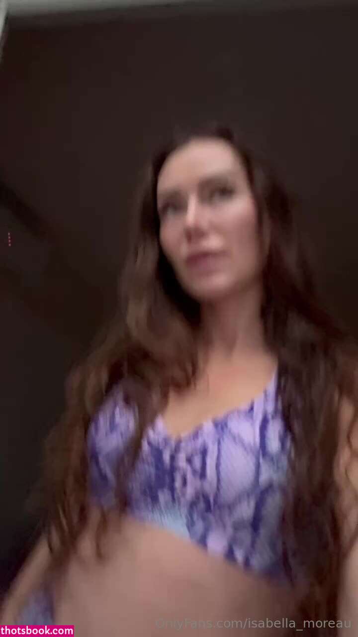 Isabella Moreau Photo #1