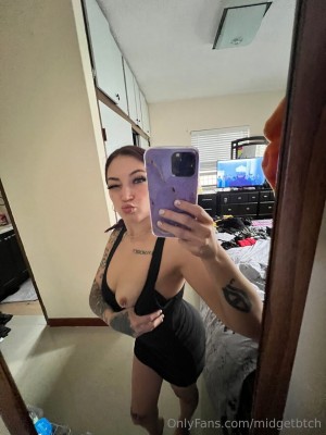Midgetbtch Photo #46