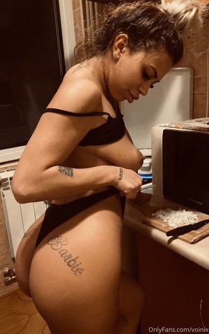 Alexandra Voinea Photo #6