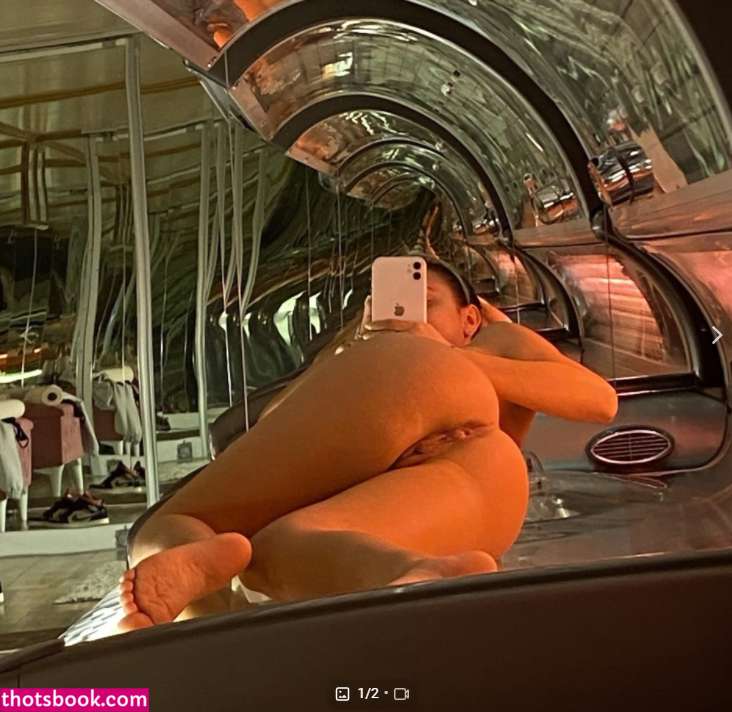 Alexandra Voinea Photo #22