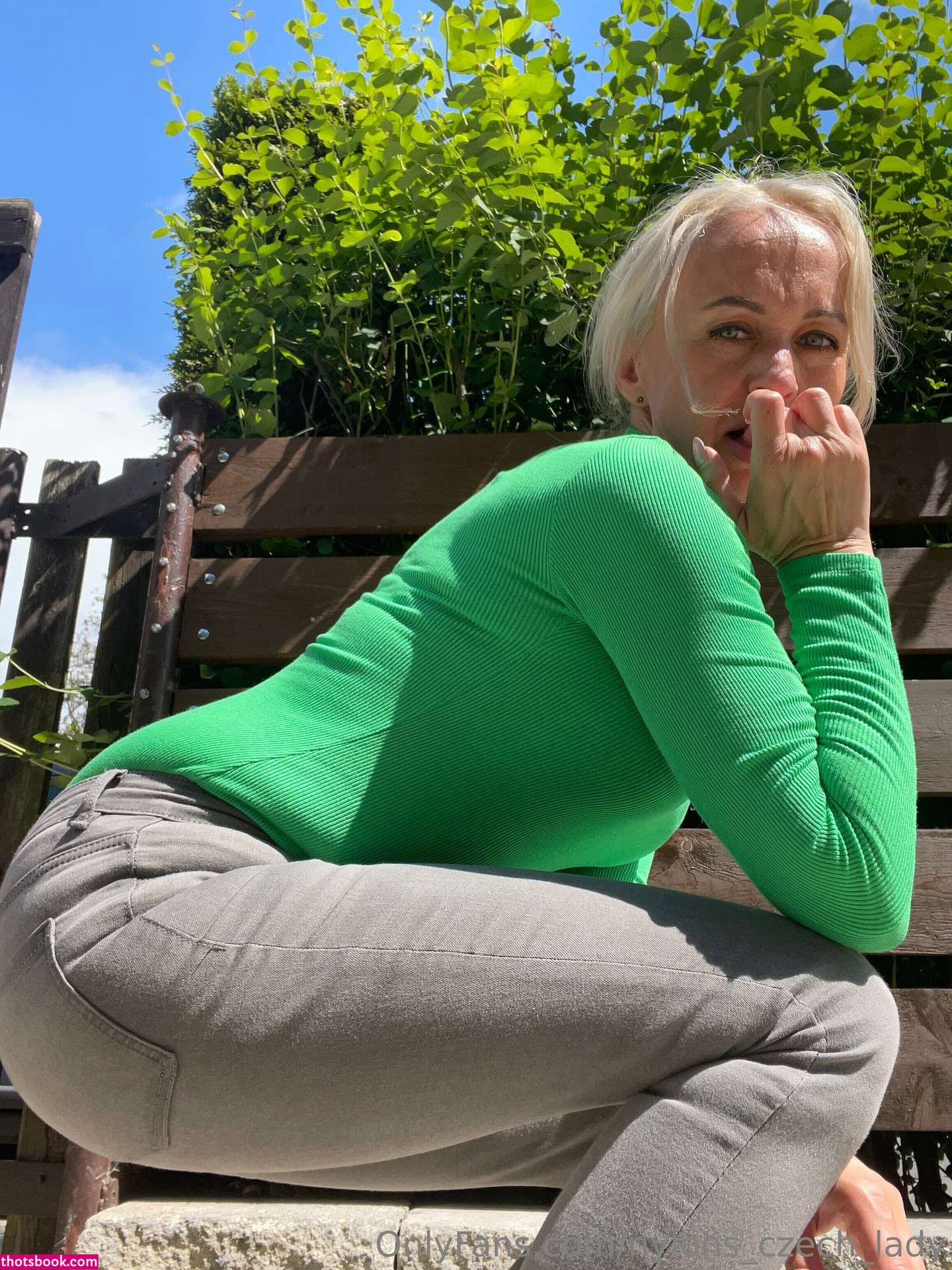 Nylons Czech Lady Photo #6