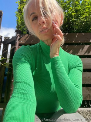 Nylons Czech Lady Photo #2