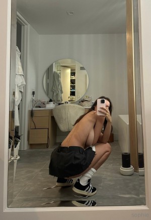 Sophie Mudd Photo #700