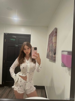 Sophie Mudd Photo #724