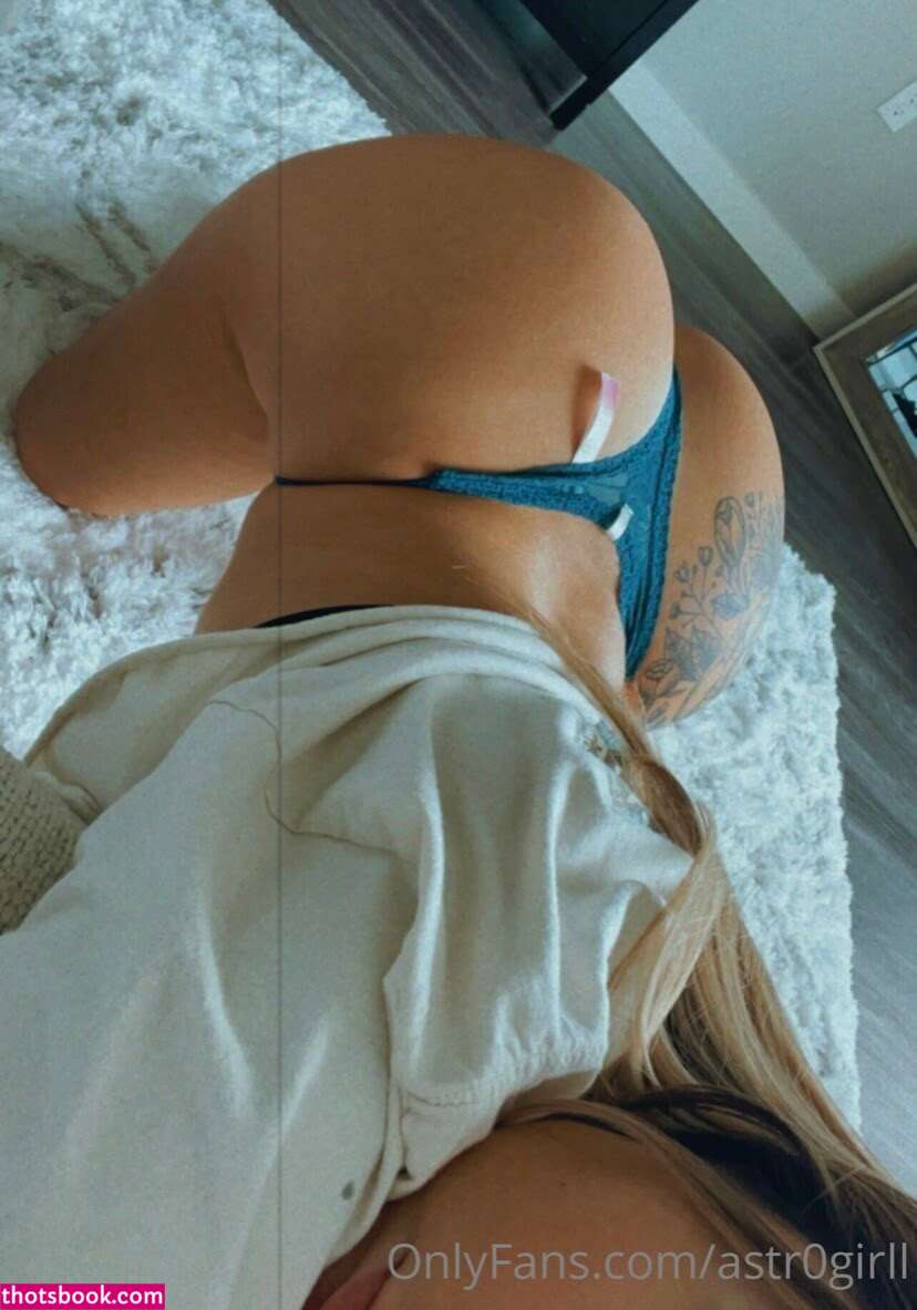 Astr0girll Photo #12