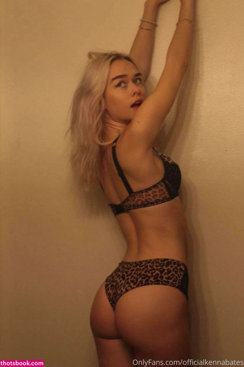 Kenna Bates Photo #15