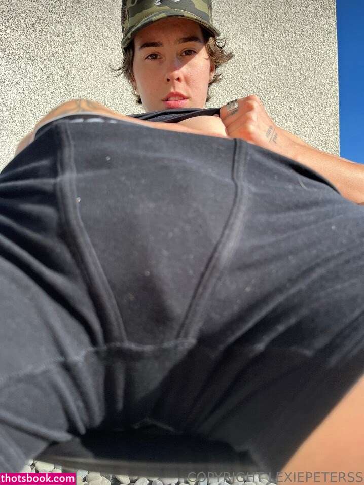 Lexiepeterss Photo #48