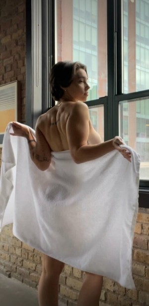 Lexiepeterss Photo #44