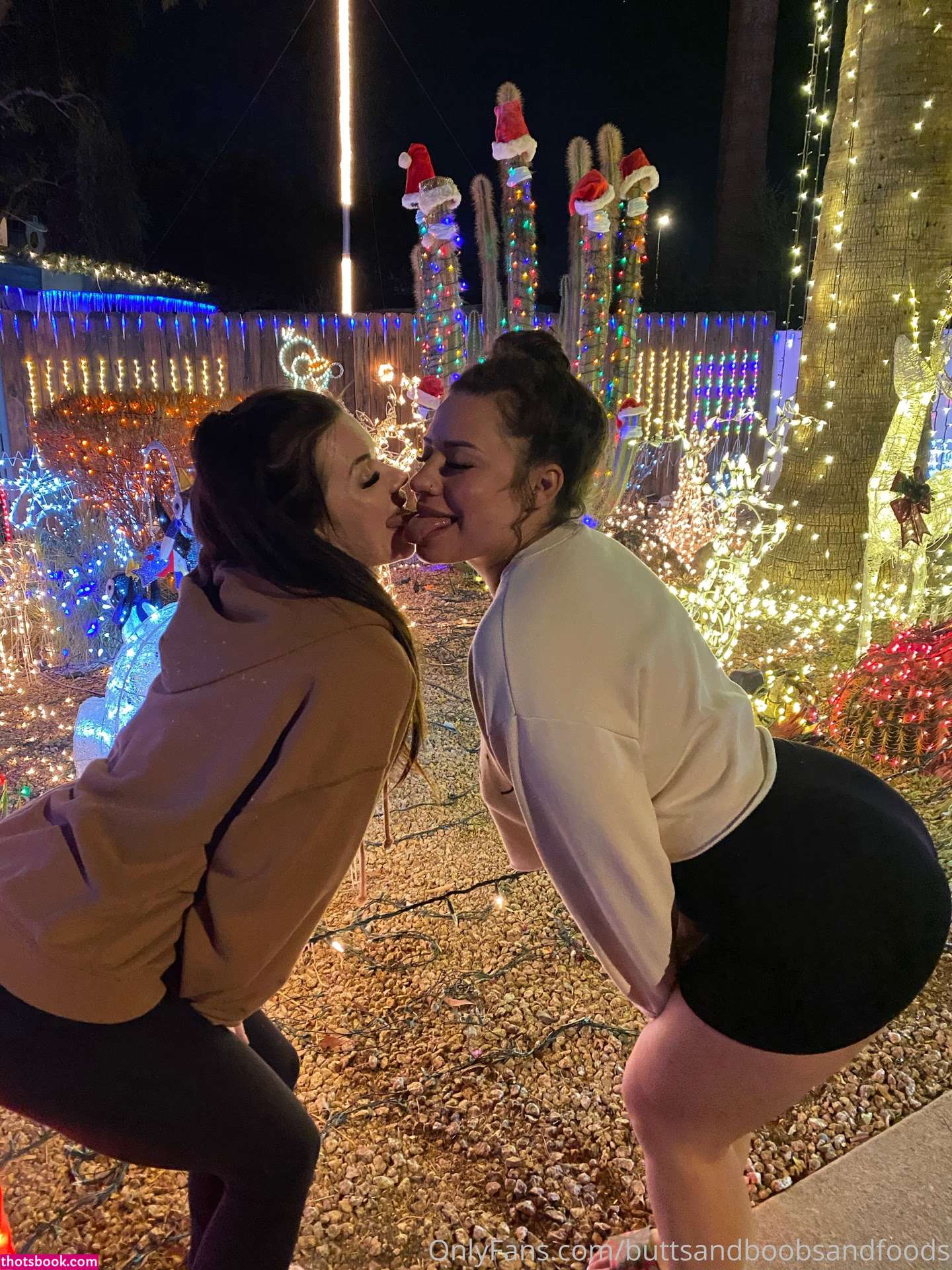 buttsboobsfoods Photo #132