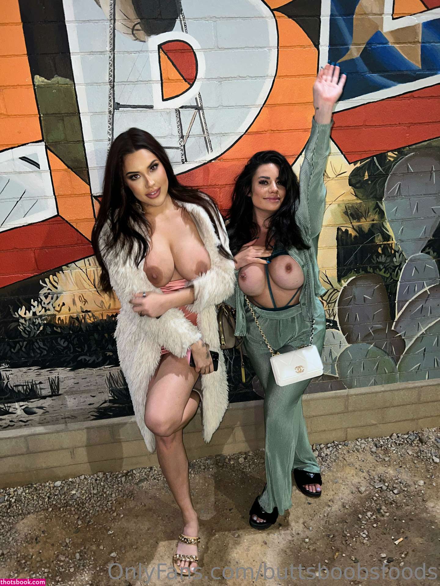 buttsboobsfoods Photo #201